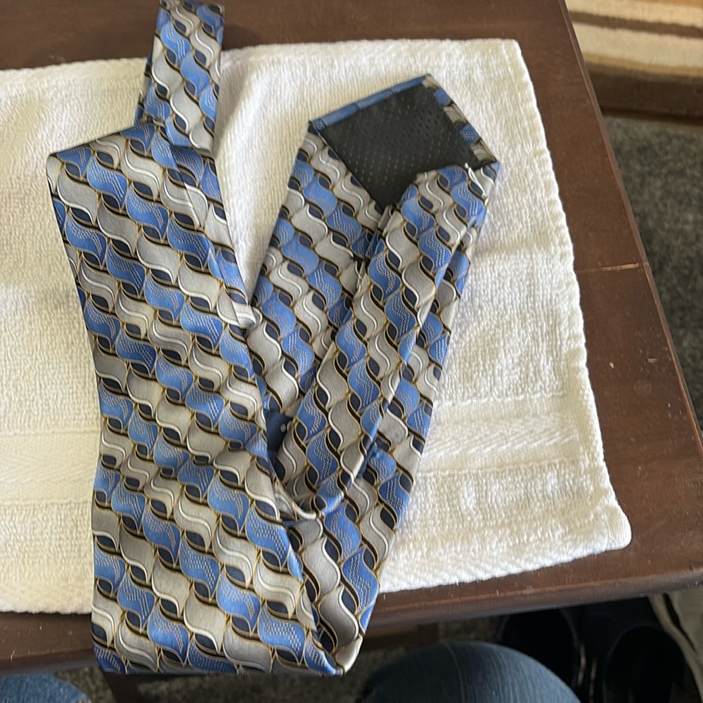 Men’s ties